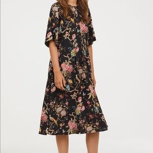 h&m flowy printed dress